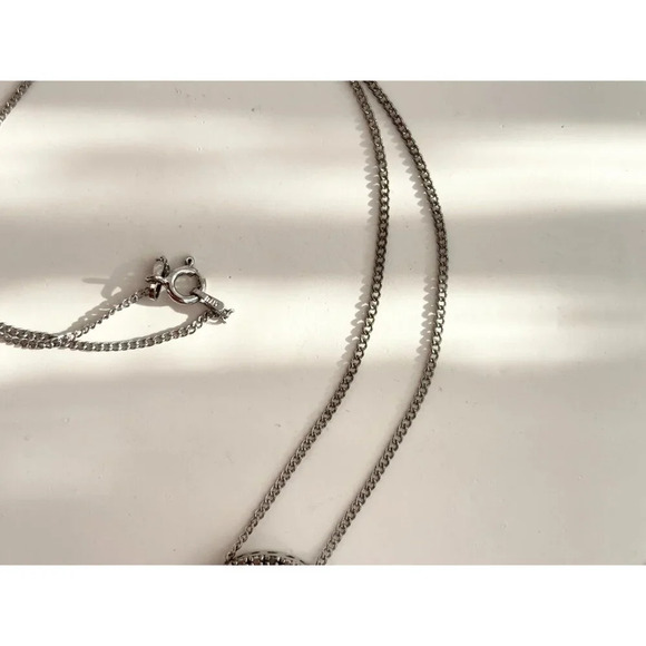 Italian Made Sterling Silver Vintage Minimalist Cubic Zirconia Pendant Necklace - Picture 4 of 9